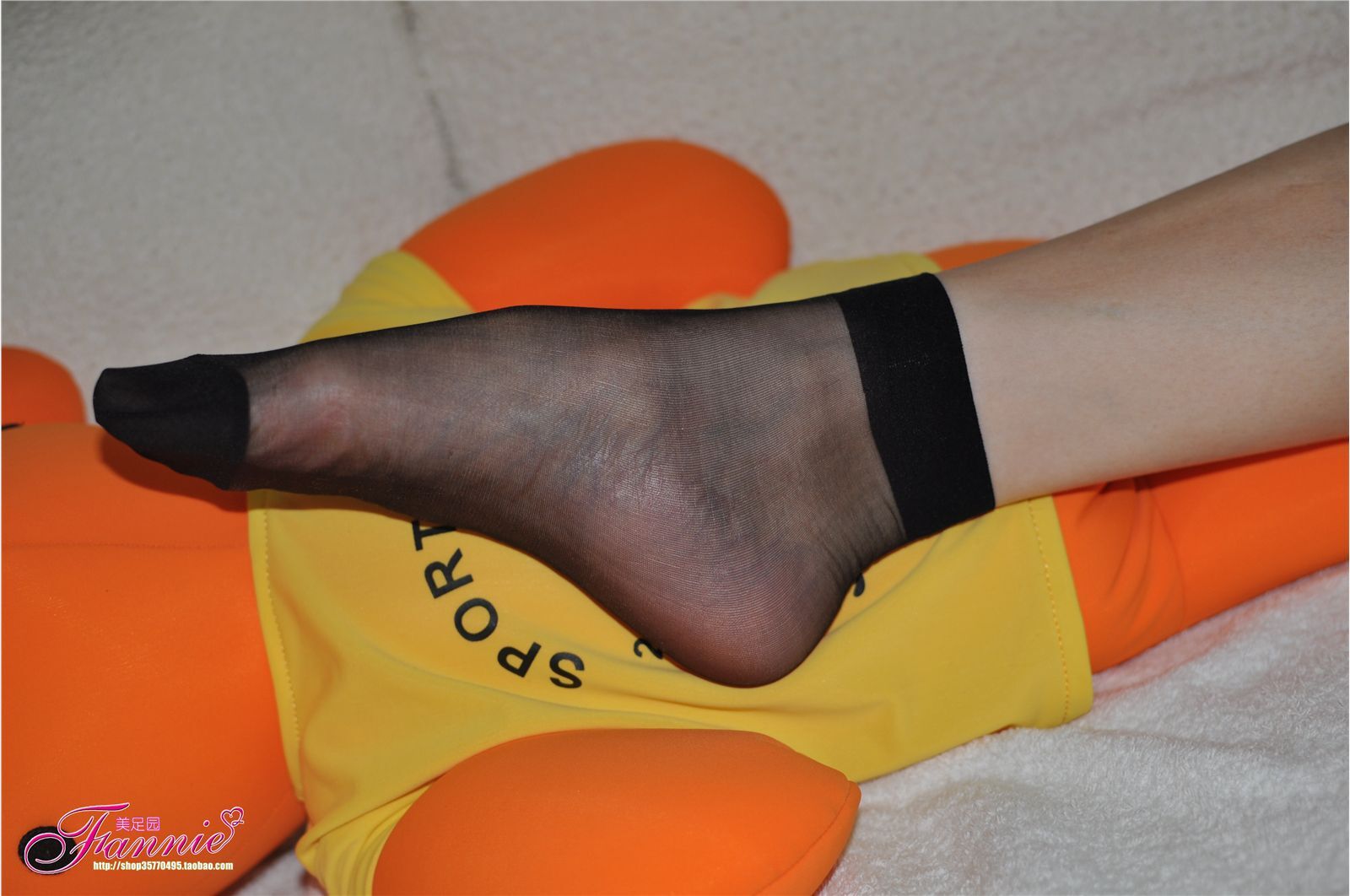 Fannie芬妮高清原图之黑丝特写NO.175